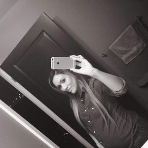 Meet your Posher, Aleja